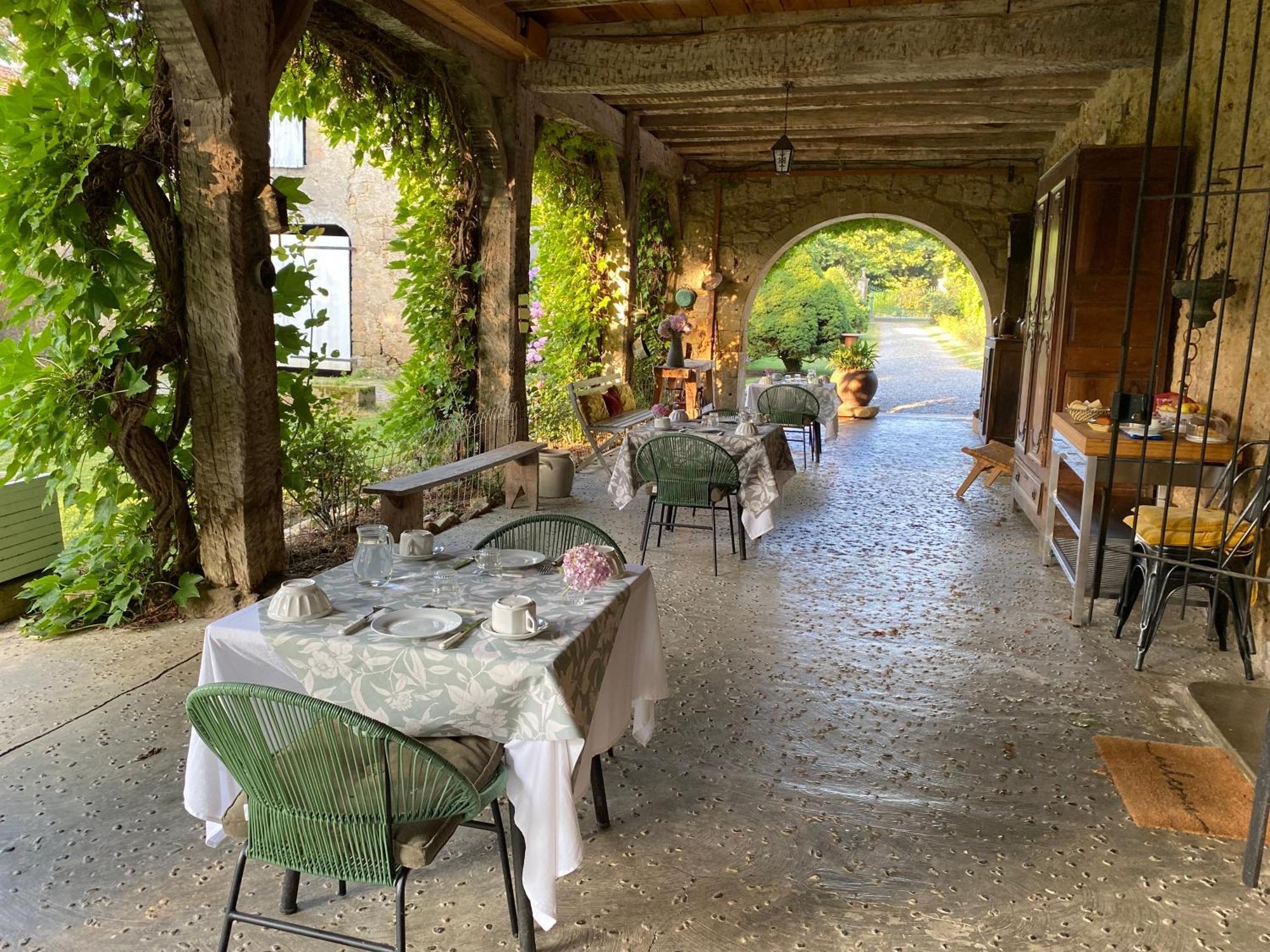 La Seigneurie De Tillac 外观 照片